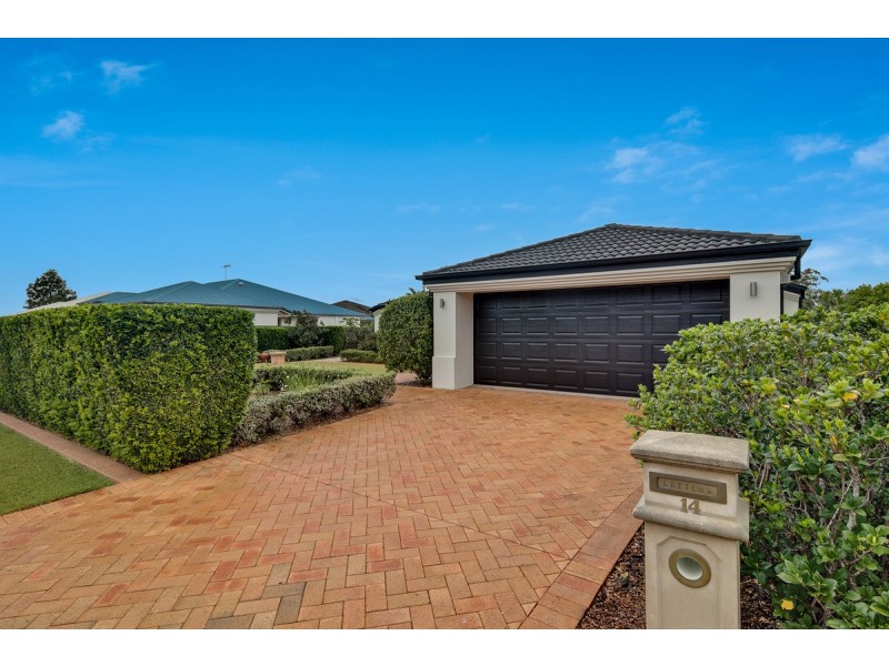 14 Water Gum Place, Thornlands QLD 4164