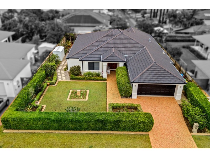 14 Water Gum Place, Thornlands QLD 4164