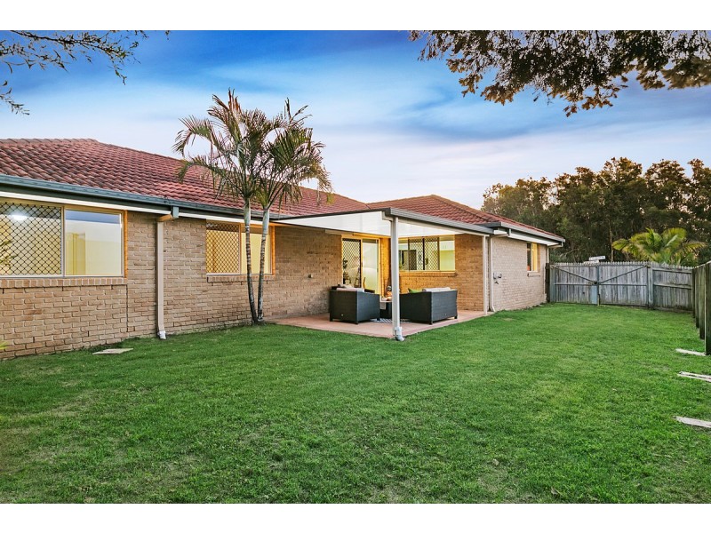 8 Sailfish Avenue, Birkdale QLD 4159