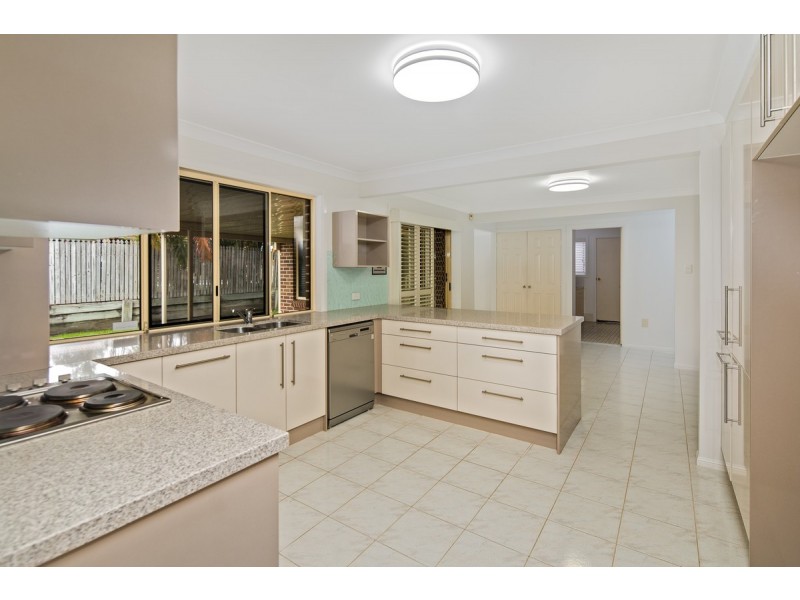 1 Stovold Place, Alexandra Hills QLD 4161