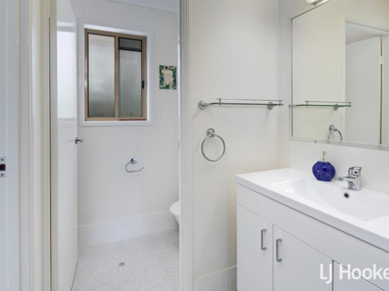 22 Jania Street, Redland Bay QLD 4165