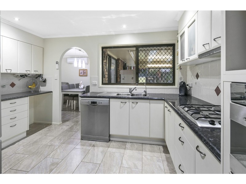 12 Wimborne Road, Alexandra Hills QLD 4161