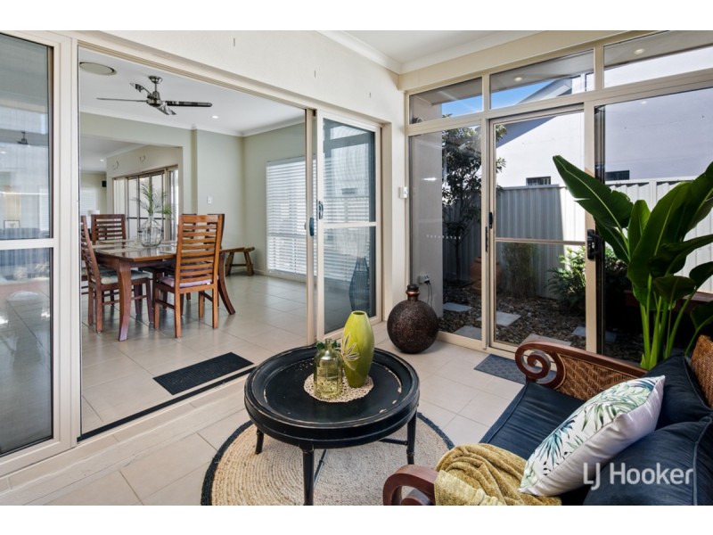 36 Station Street, Wellington Point QLD 4160