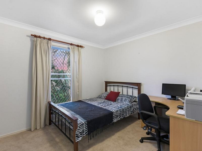 16 Burwana Place, Wellington Point QLD 4160