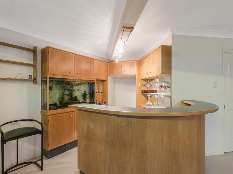 16 Burwana Place, Wellington Point QLD 4160