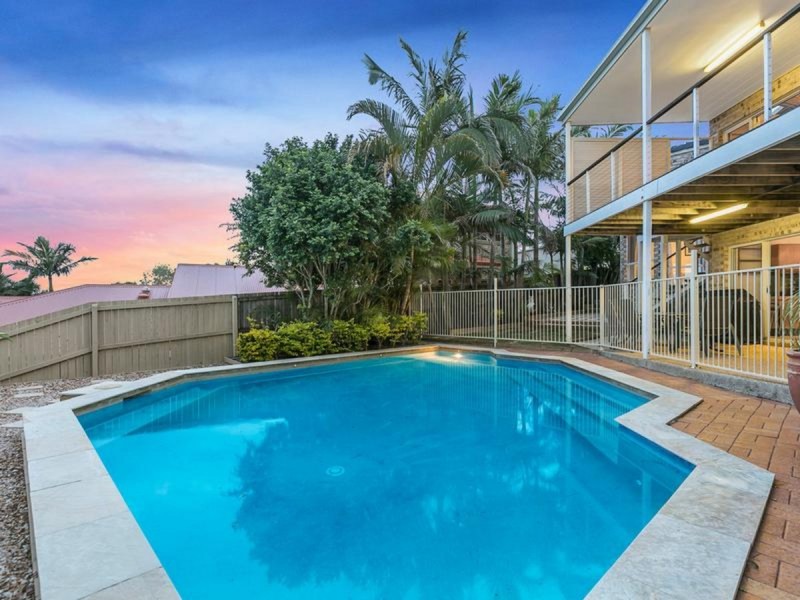 16 Burwana Place, Wellington Point QLD 4160