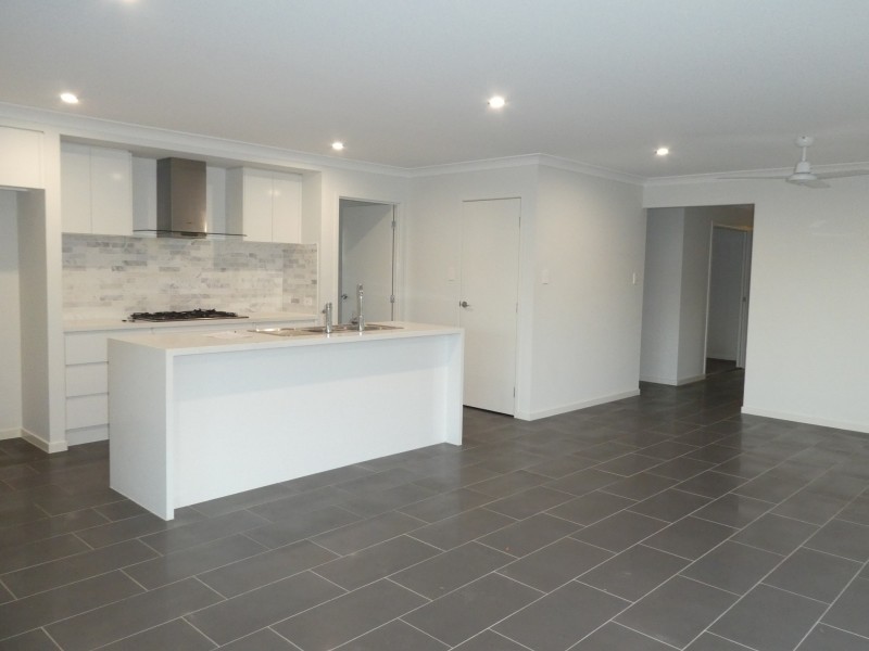 18 Freshwater Street, Thornlands QLD 4164