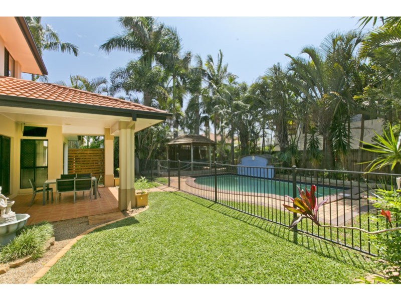 18 Moreton View Parade, Redland Bay QLD 4165