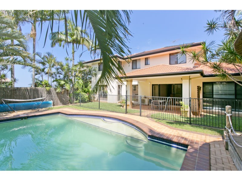 18 Moreton View Parade, Redland Bay QLD 4165