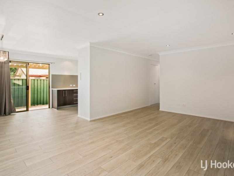 70 Lawn Terrace, Capalaba QLD 4157