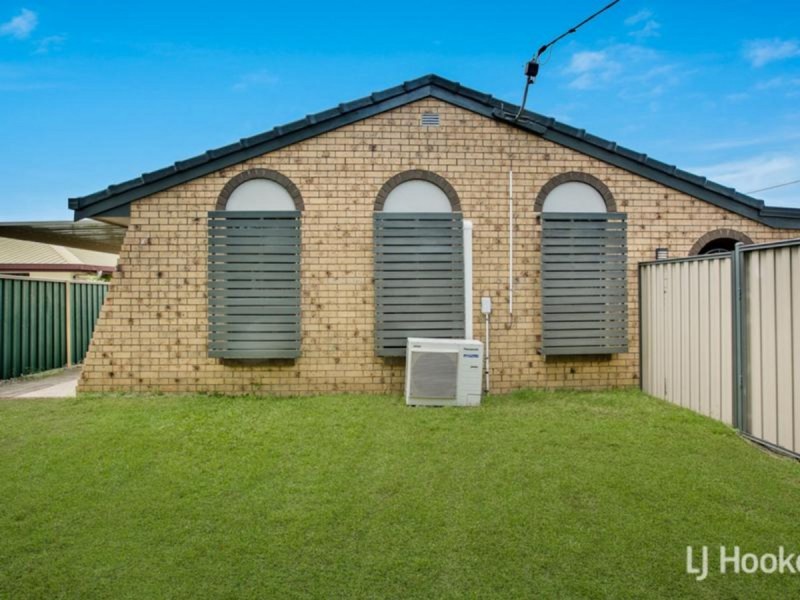 70 Lawn Terrace, Capalaba QLD 4157