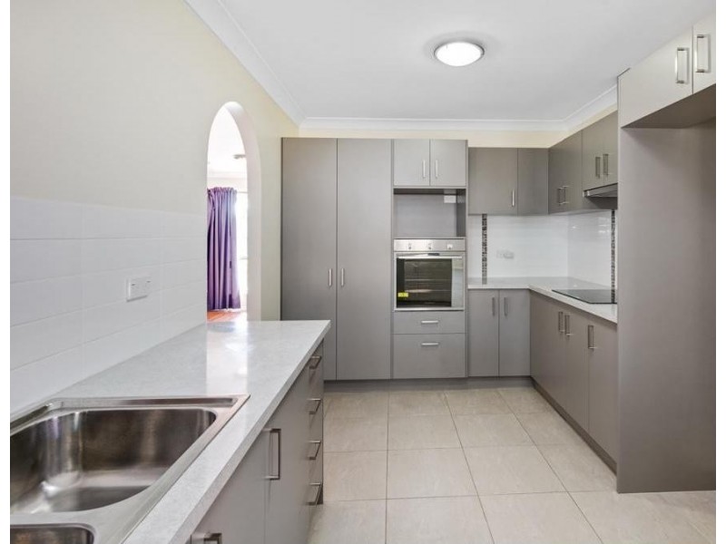 1/18 Meredith Place, Redland Bay QLD 4165