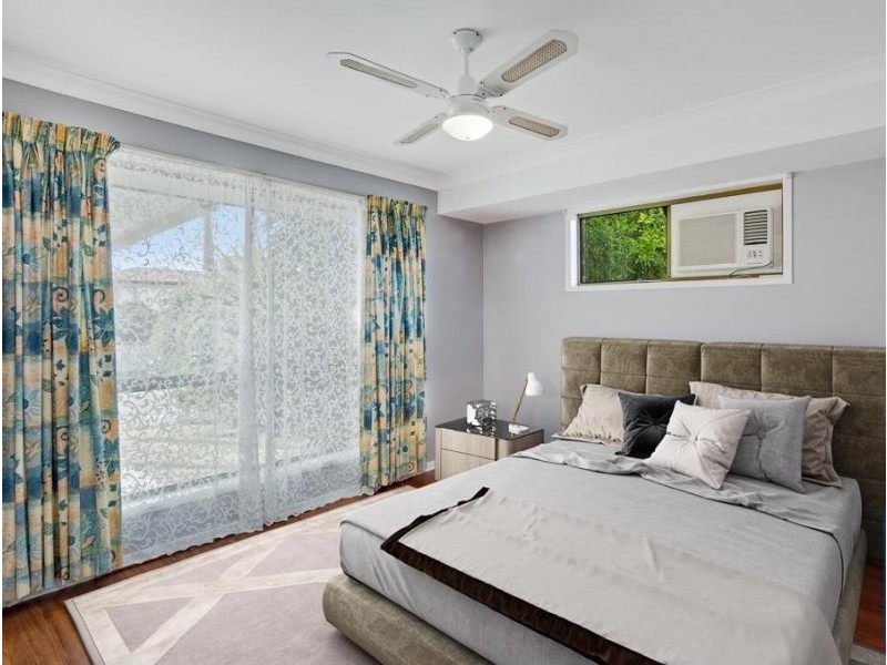 1/18 Meredith Place, Redland Bay QLD 4165