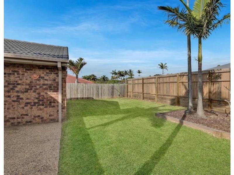 1/18 Meredith Place, Redland Bay QLD 4165