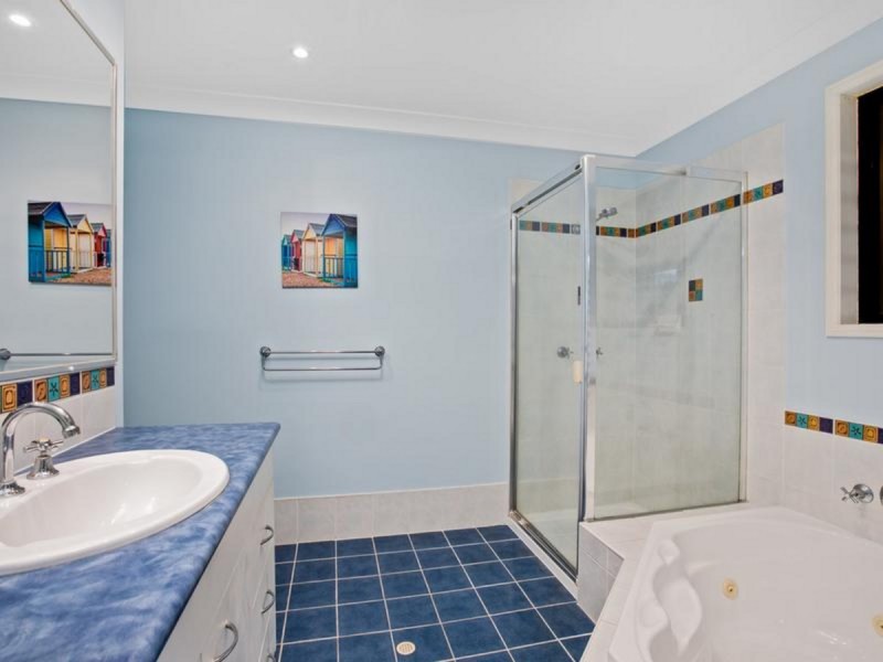 248 Gordon Road, Redland Bay QLD 4165