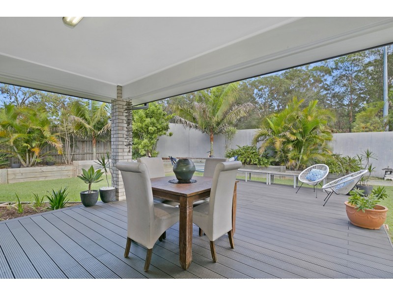 2 Estuary Avenue, Victoria Point QLD 4165