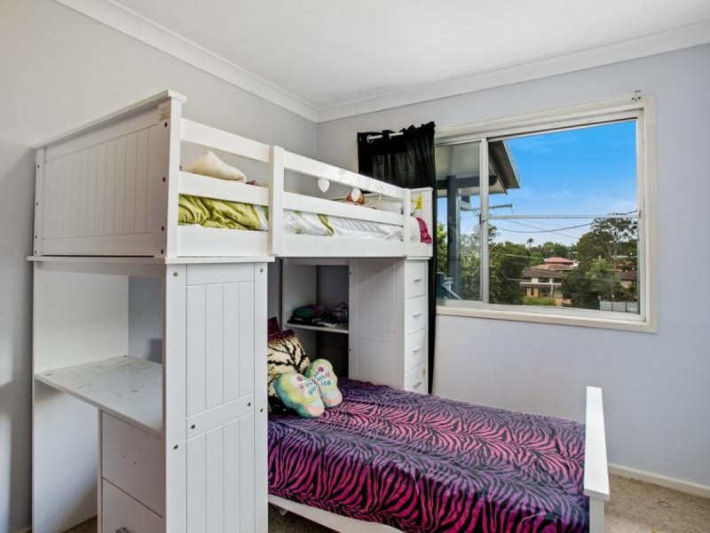 4 Emu Street, Birkdale QLD 4159