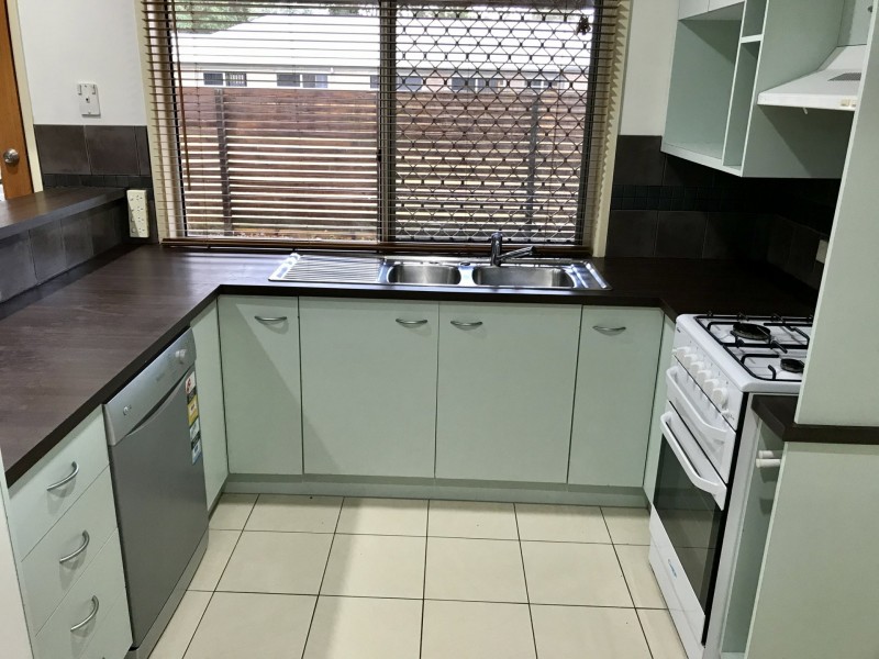 42 McLeod Street, Cleveland QLD 4163