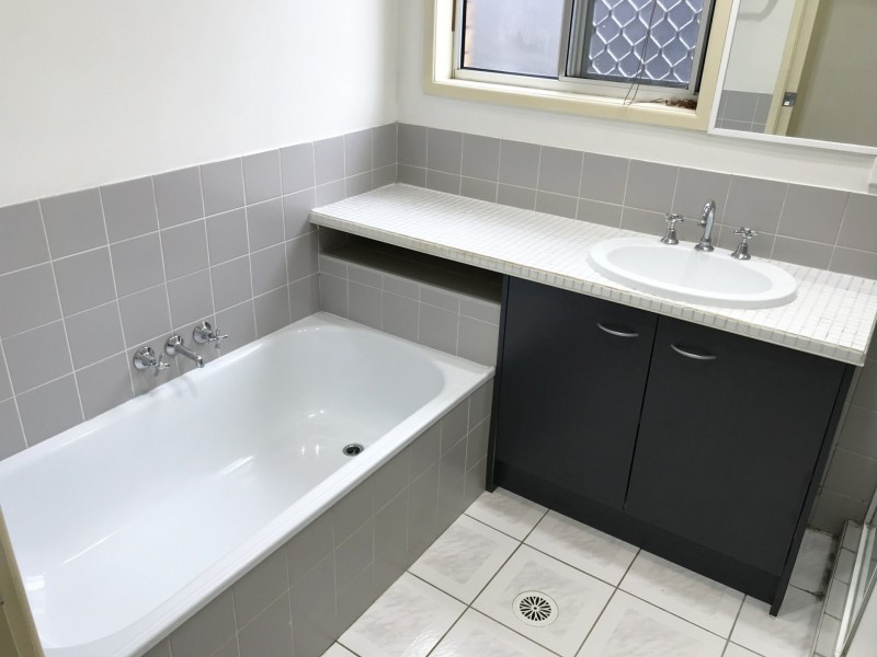 42 McLeod Street, Cleveland QLD 4163