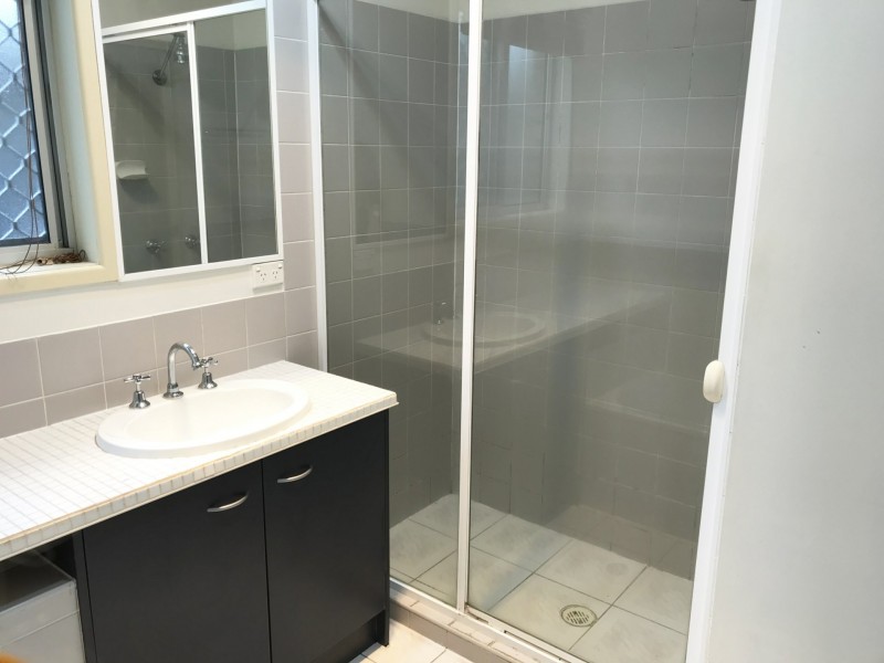 42 McLeod Street, Cleveland QLD 4163