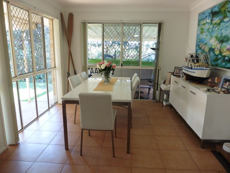 3 Veitch Close, Wellington Point QLD 4160