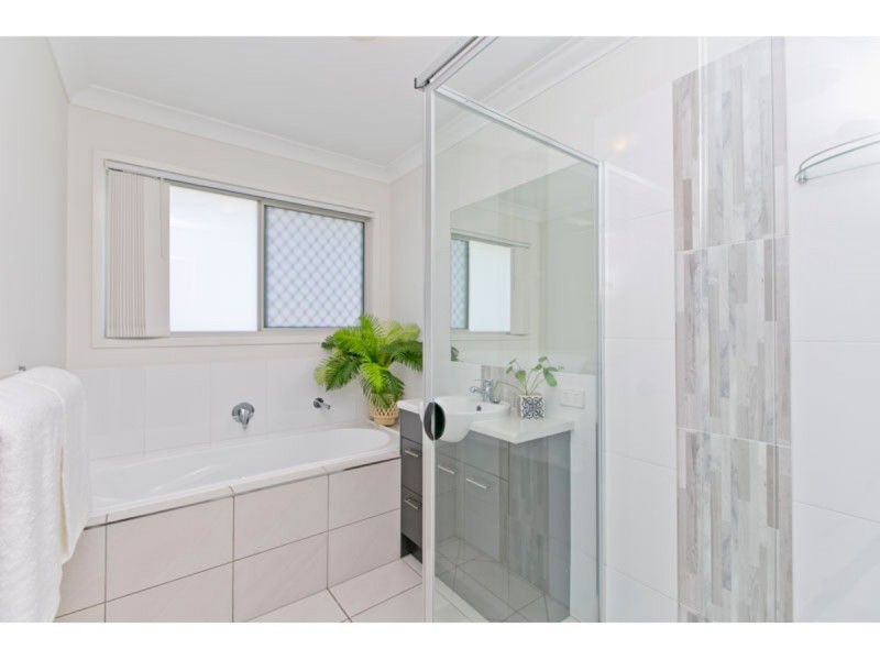 11 Edie Terrace, Wellington Point QLD 4160