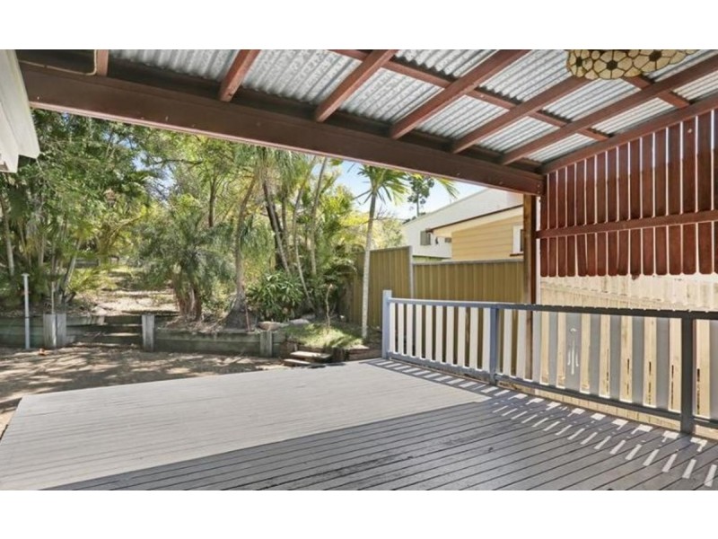 72 Pembroke Road, Coorparoo QLD 4151