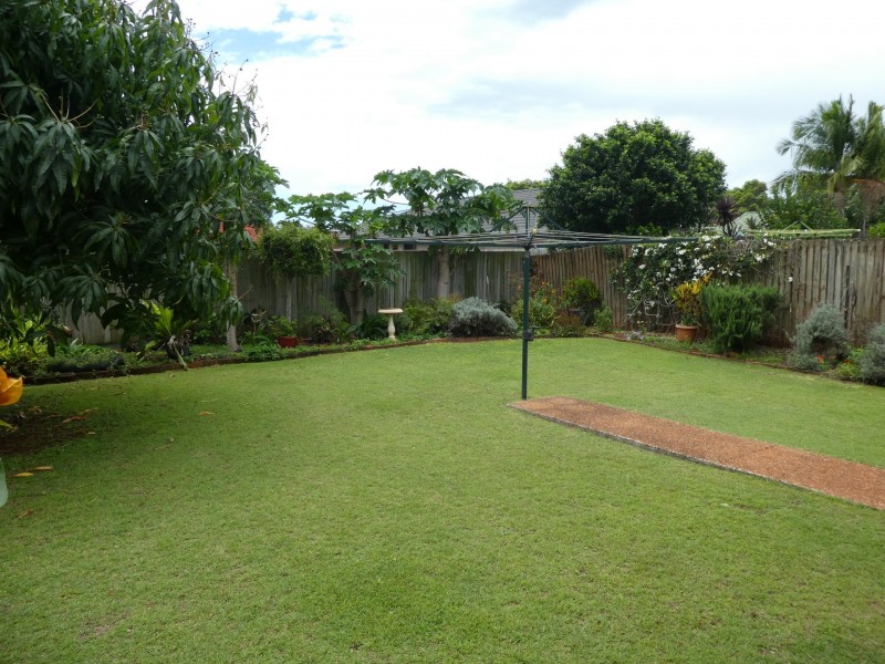 31 Trafalgar Drive, Victoria Point QLD 4165