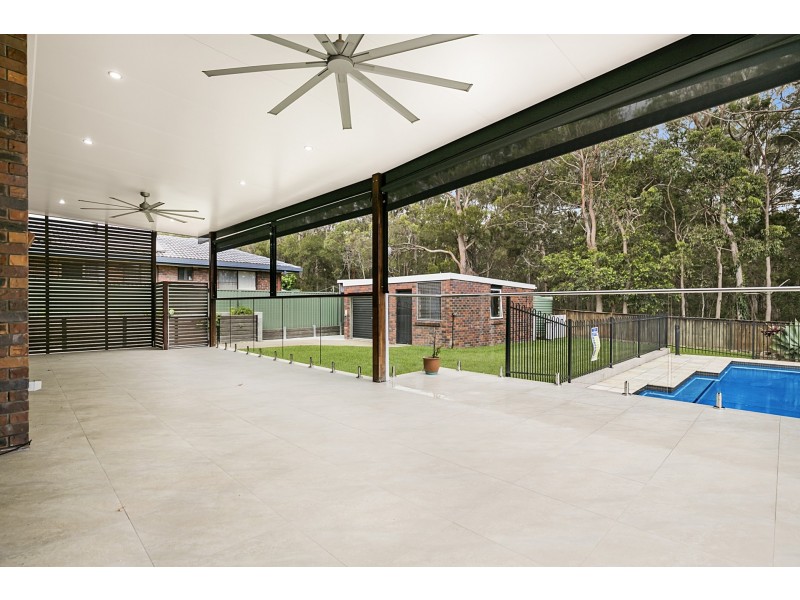 6 Peacock Court, Birkdale QLD 4159