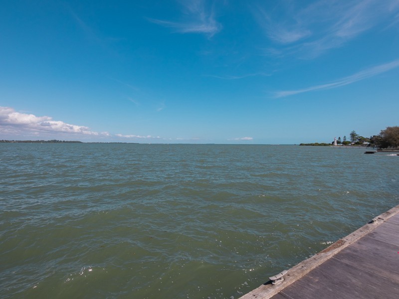 2/204 Shore Street North, Cleveland QLD 4163