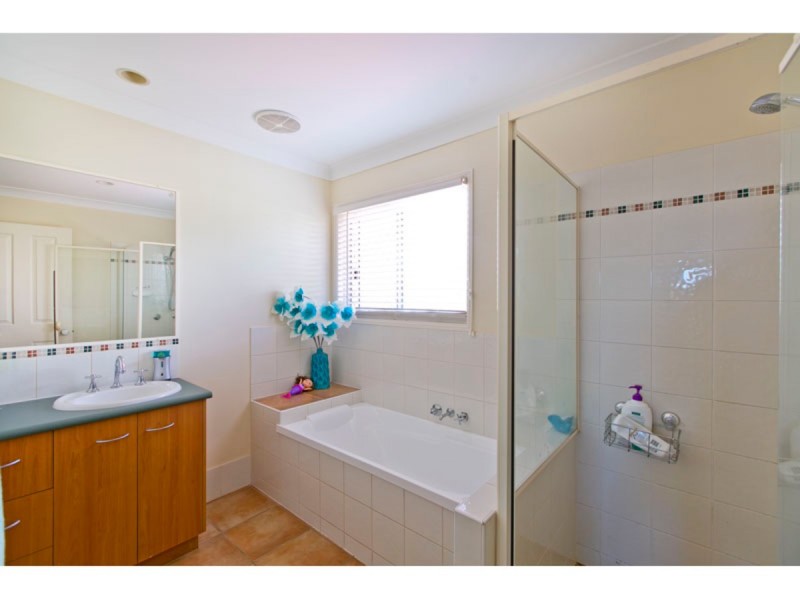 21 Hayman Street, Redland Bay QLD 4165