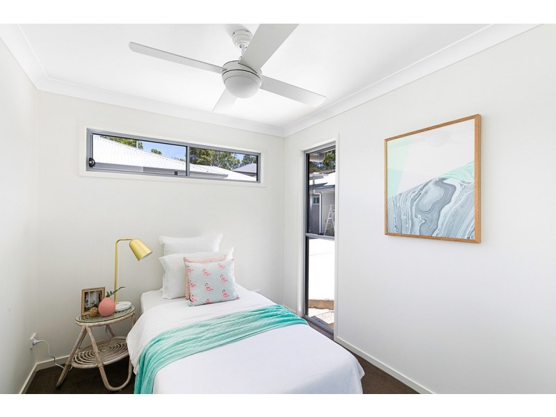 2/5 Yarrow Court, Cleveland QLD 4163