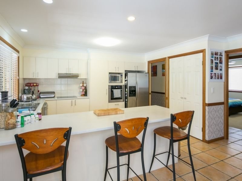 91 Creek Road, Birkdale QLD 4159