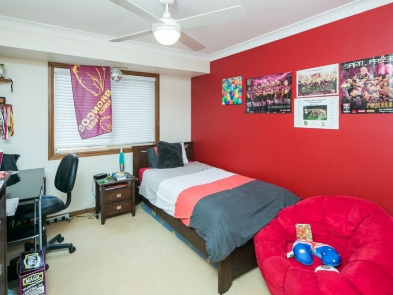 91 Creek Road, Birkdale QLD 4159