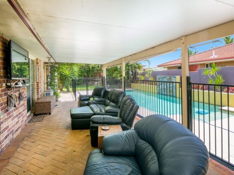 91 Creek Road, Birkdale QLD 4159