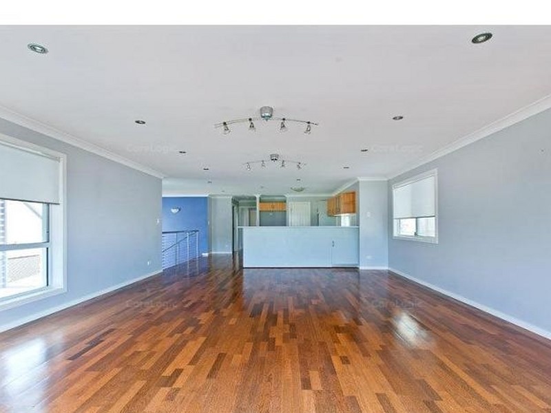 16 Mooroondu Rd, Thorneside QLD 4158