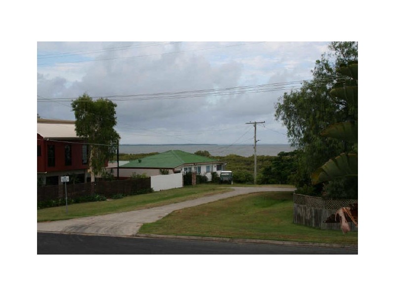 38 Mooroondu Road, Thorneside QLD 4158