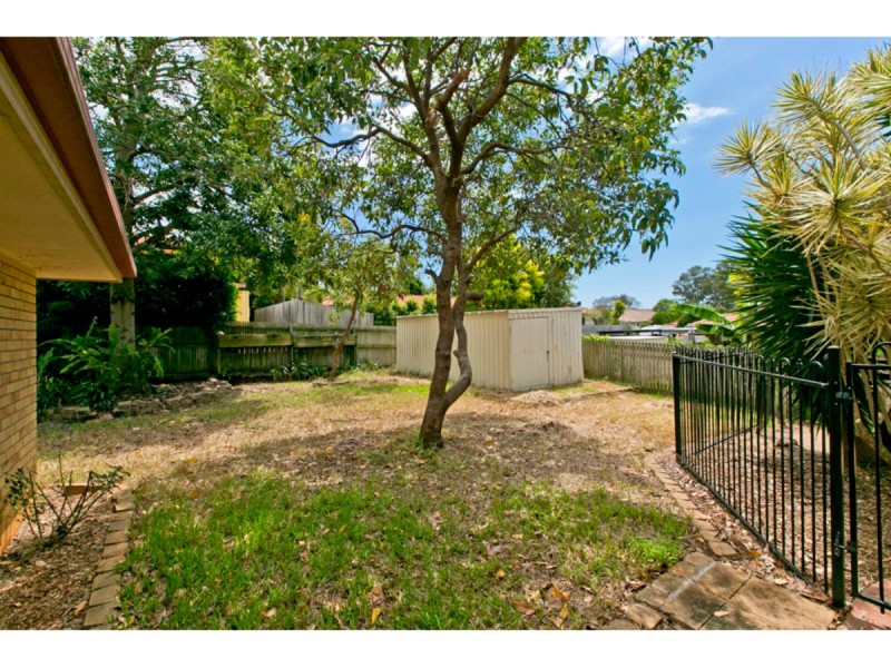 31 Manor Drive, Wellington Point QLD 4160