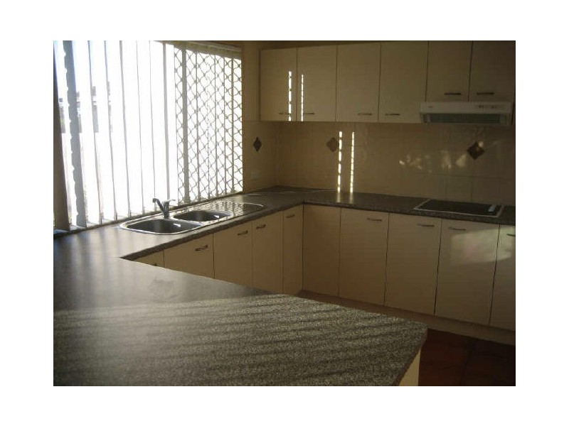 7 Lindeman Place, Redland Bay QLD 4165