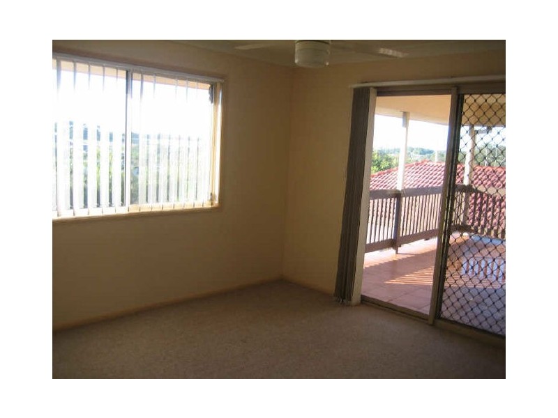 7 Lindeman Place, Redland Bay QLD 4165