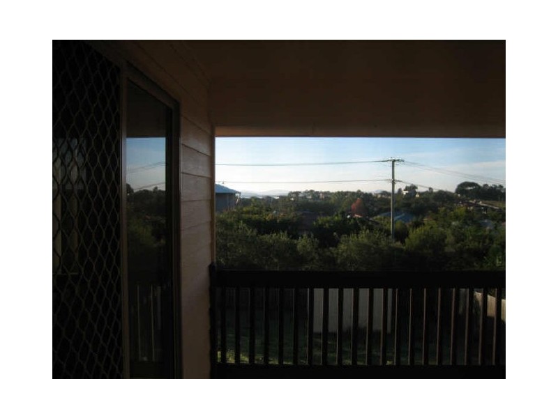 7 Lindeman Place, Redland Bay QLD 4165