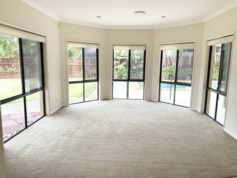 8 Yorston Place, Ormiston QLD 4160