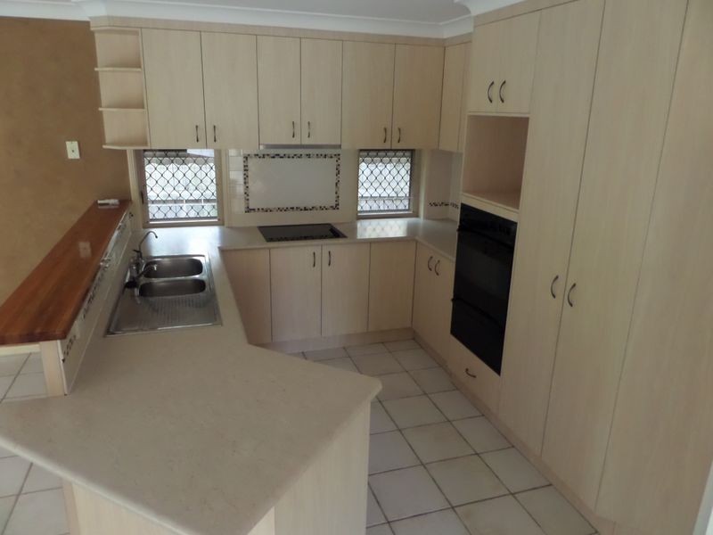 5 Stephen Court, Cleveland QLD 4163