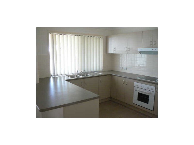 11 Lindeman Place, Redland Bay QLD 4165