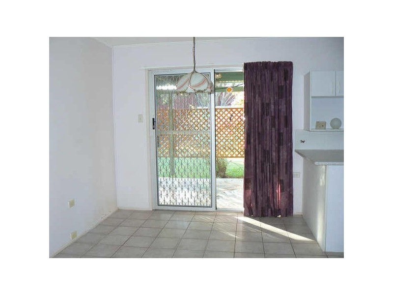 18 Taylor Crescent, Cleveland QLD 4163