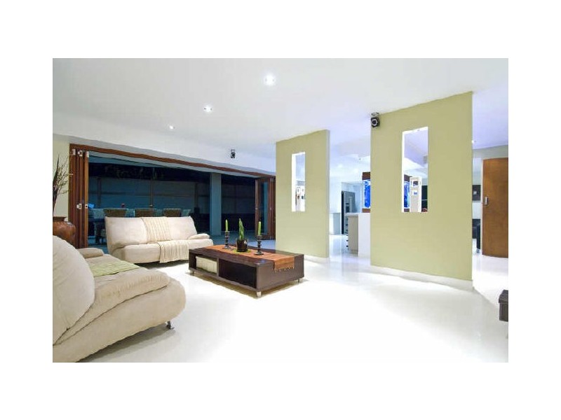 314 Bloomfield Street, Cleveland QLD 4163