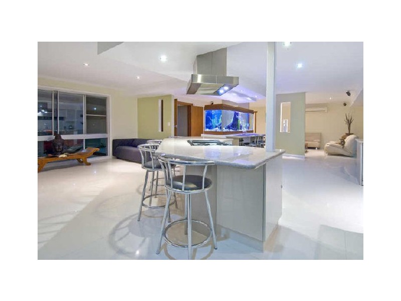 314 Bloomfield Street, Cleveland QLD 4163