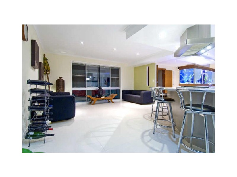 314 Bloomfield Street, Cleveland QLD 4163