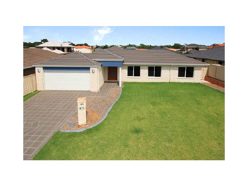 44 Barramul Place, Thornlands QLD 4164