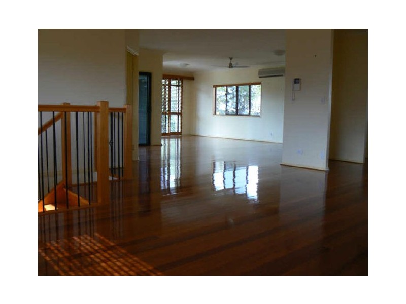13 The Boulevard, Redland Bay QLD 4165